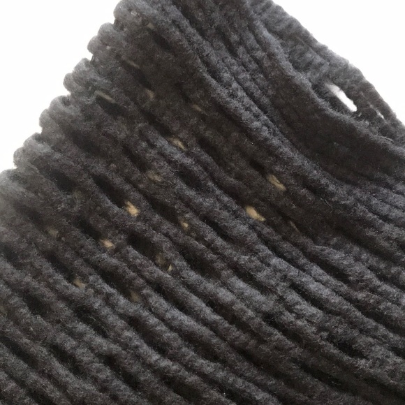 Infinity scarf - Picture 2 of 3